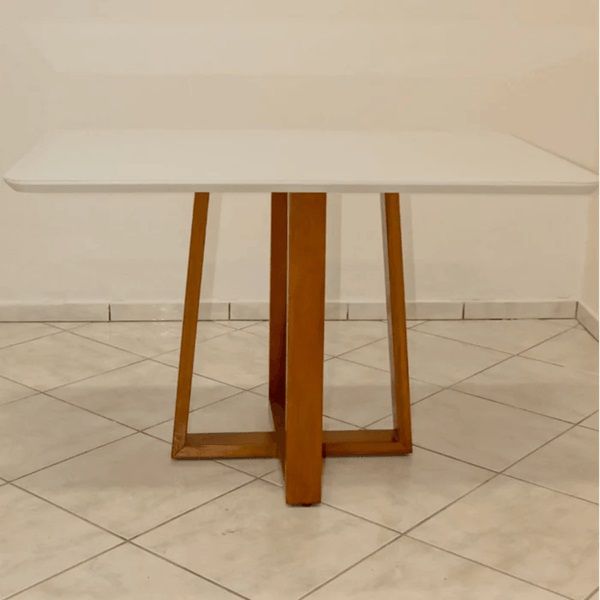 CONJUNTO DE MESA DE JANTAR PEDRO COM 4 CADEIRAS GENOVA (1,20m x 0,80m) - AVELÃ
