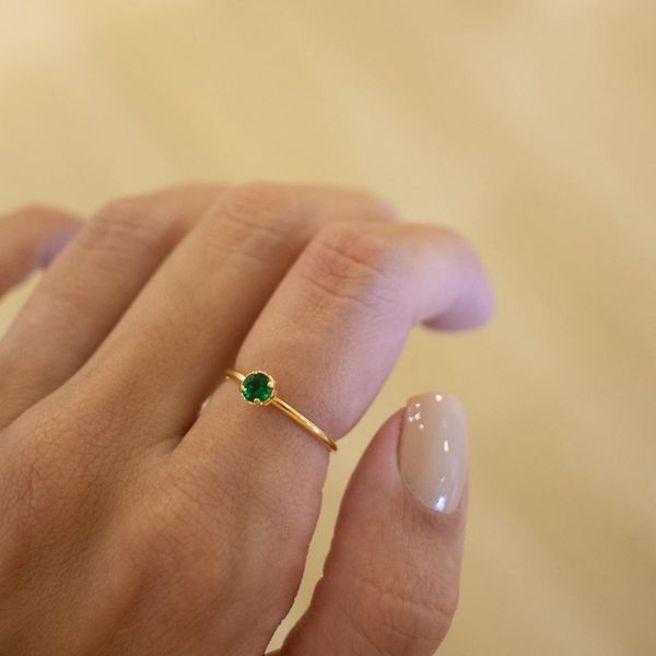 Anel Esmeralda- banho ouro 18k - FOLIATE