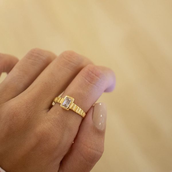 Anel Luna- banho ouro 18k - FOLIATE