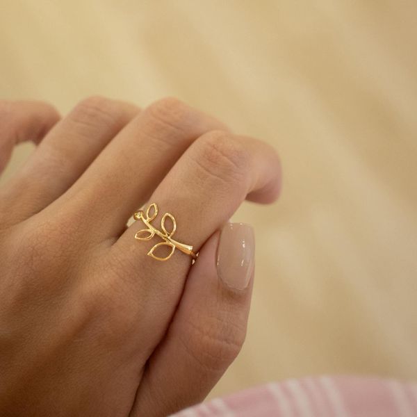 Anel Ramo- banho de ouro 18k - FOLIATE