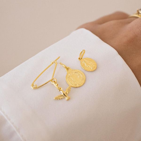 Alfinete Batizado- banho ouro 18k - FOLIATE