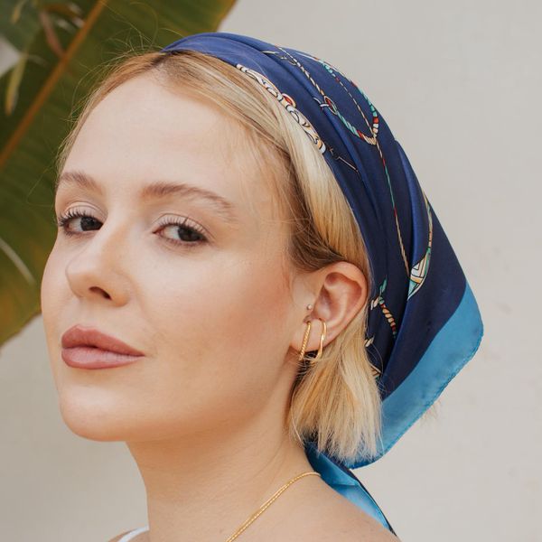 Ear Hook - banho ouro 18k - FOLIATE