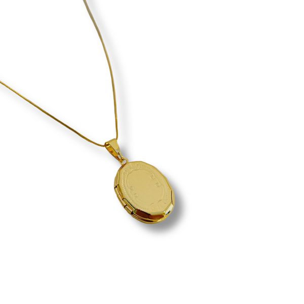 Colar Relicário Oval - banho ouro 18k