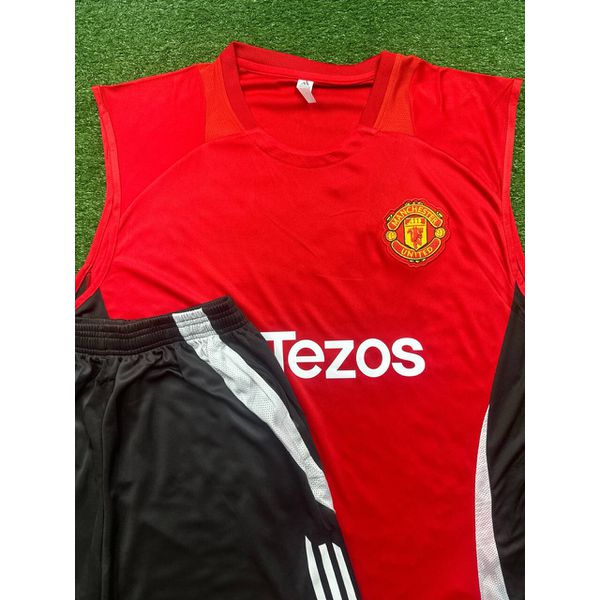 Conjunto Treino Regata e Short Manchester United 2024/25 - Vermelho