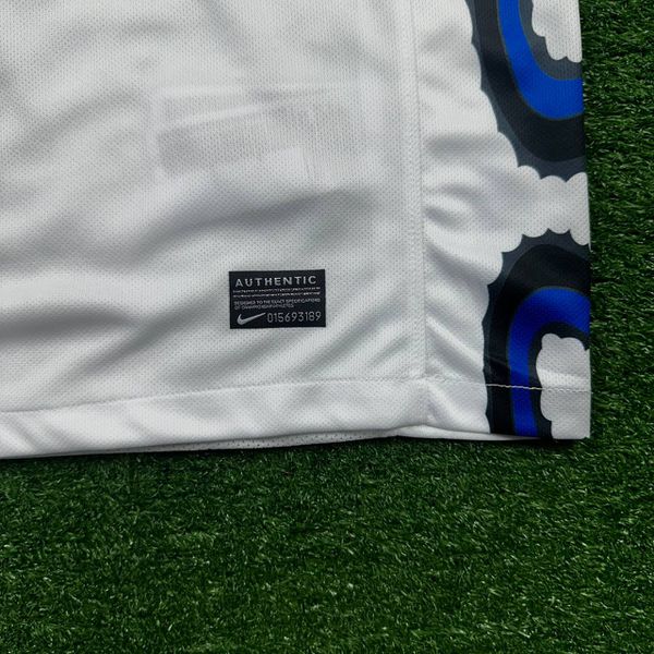 Camisa Retrô Inter de Milão Away II 10/11 - SNEIDJER 10 - Branca - Torcedor Masculina