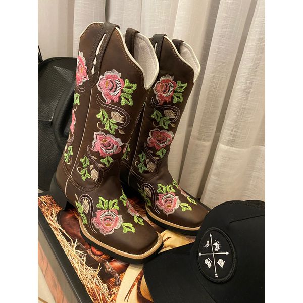 BOTA TEXANA HOPPER FEMININA FRANCA BOOTS BICO QUADRADO FLORES F32