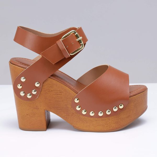 Sandália Anabela Plataforma com Studs