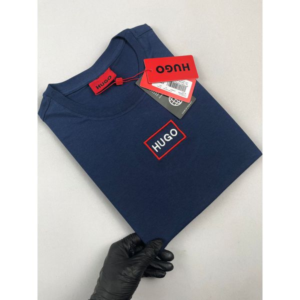 T-SHIRT PERUANA HUGO BOSS,COTTON COM ELASTANO,APLIQUE BOSS