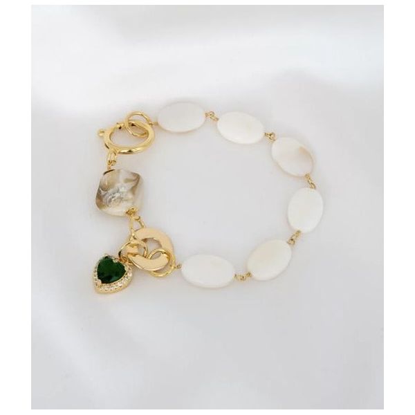 PULSEIRA SEMIJOIA MADREPEROLA PINGENTE CORAÇÃO ESMERALDA CRAVEJADO