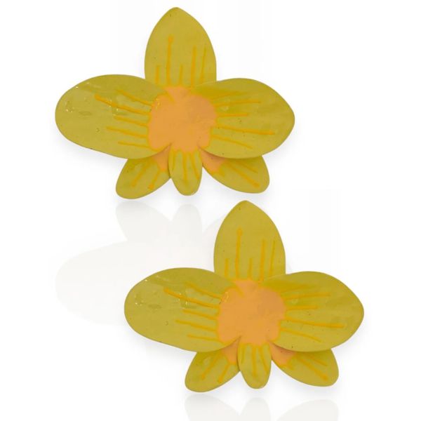 BRINCO FOLHEADO A OURO 18K FLOR ORGANICA COLORIDA G