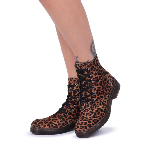 Bota Cano Curto Animal Print Solado Baixo Galway 221ST Onça