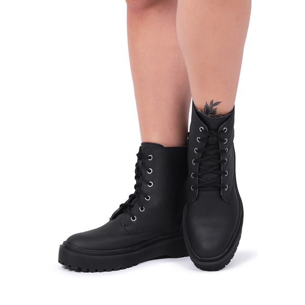 Bota feminina sale solado tratorado