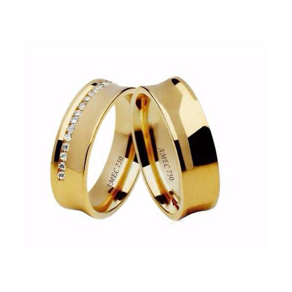 Par de Alianças Trabalhada em Ouro 18K - 6 mm