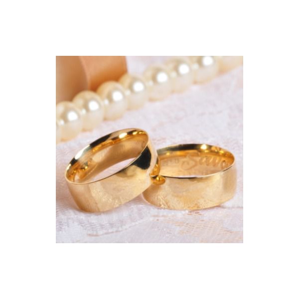 Par de Alianças de Casamento em Ouro 18K Tradicional 7 mm