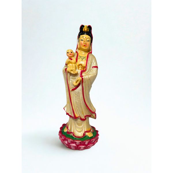 Deusa Kuan Yin com bebê - resina
