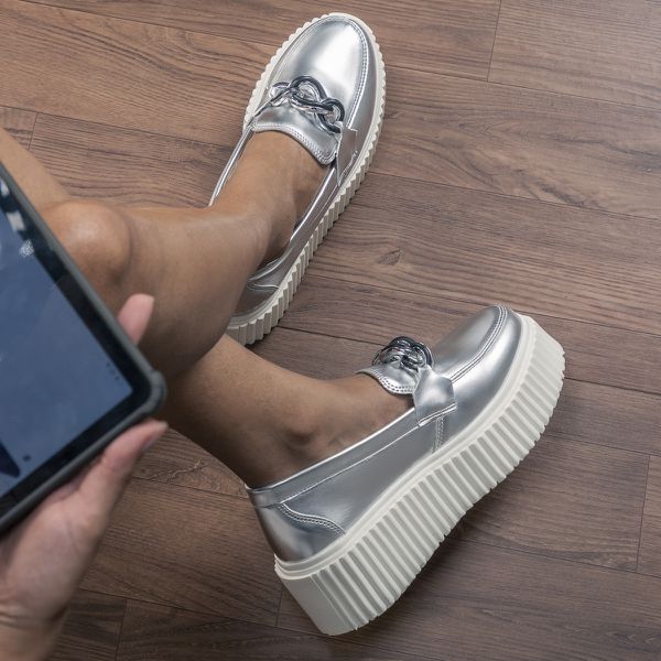 Mocassim Victoria Feminino Metalizado GuGi 405-GG - Prata | GuGi