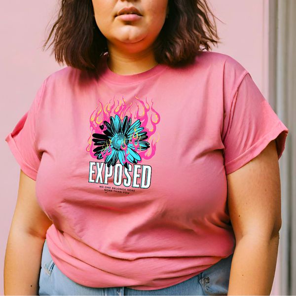 Camiseta Feminina T-shirts Flor com Fogo Exposed - Rosa