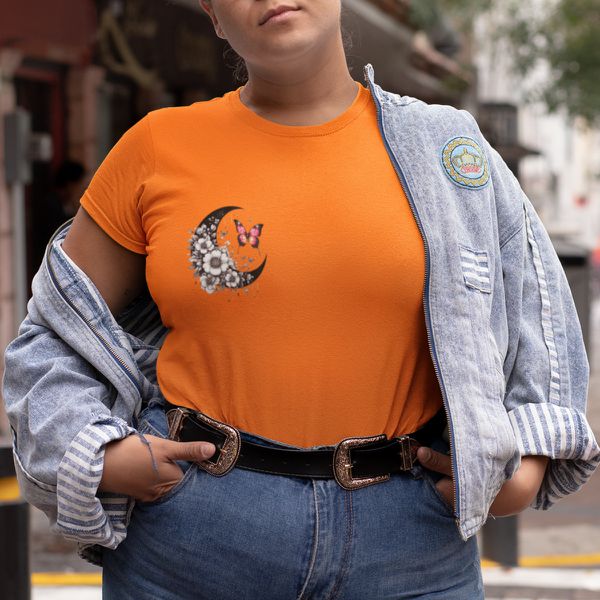 Camiseta Feminina Lua Crescente Borboleta 100% Algodão - Laranja