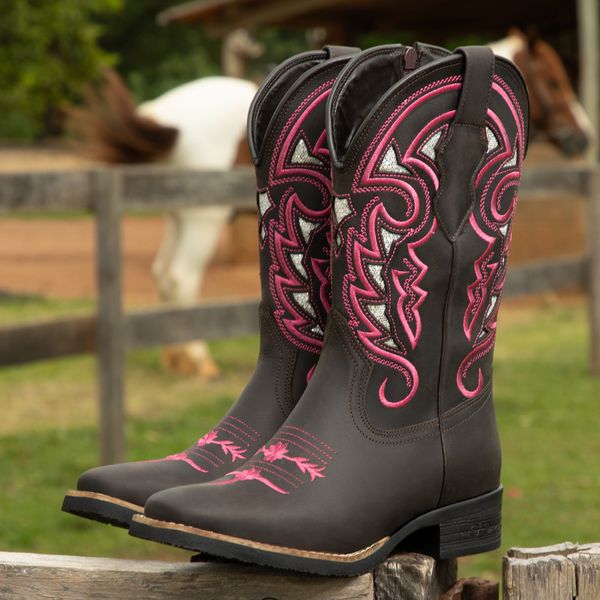 Bota Texana Feminina Crazy Horse Café com Lêiser Prata