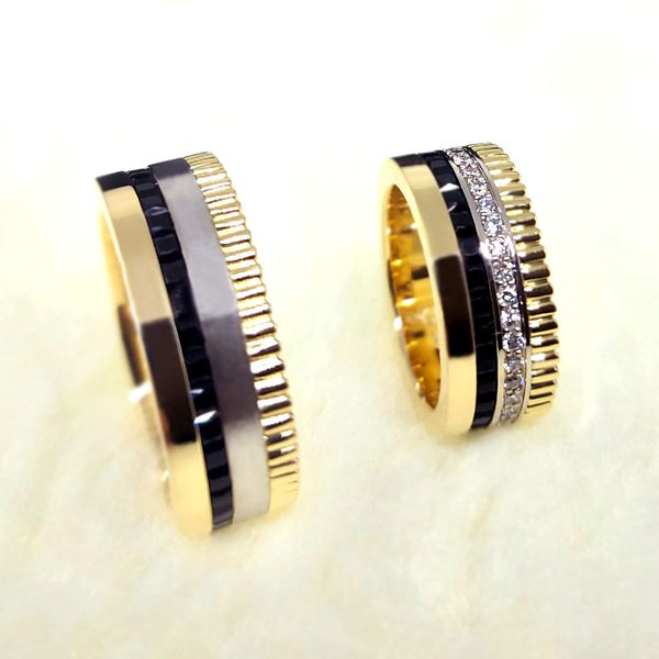 O Majestoso Par de Alianças Elegância e Luxo em Ouro Amarelo, Branco e Rosê - Brilhantes e Onix