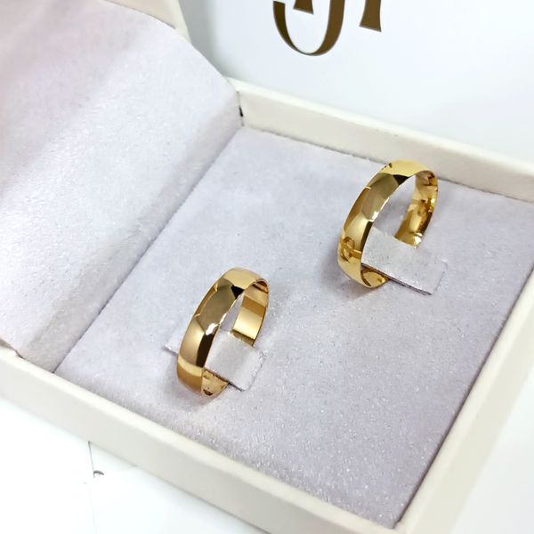 Aliança Clássica Abaulada em Ouro 18k com 4,0 Milímetros