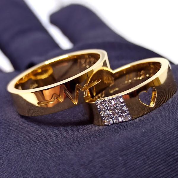 Alianças de Casamento Batimentos Cardíacos com Diamantes em Ouro [9mm]