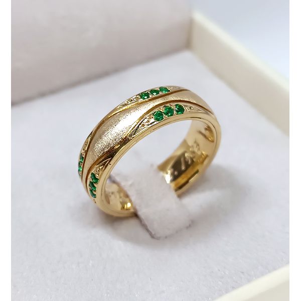 Alianças de Casamento Ondas Preciosas - Ouro 18k - Pedras Preciosas