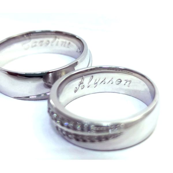 Aliança De Casamento em Ouro Branco 18k com Diamantes