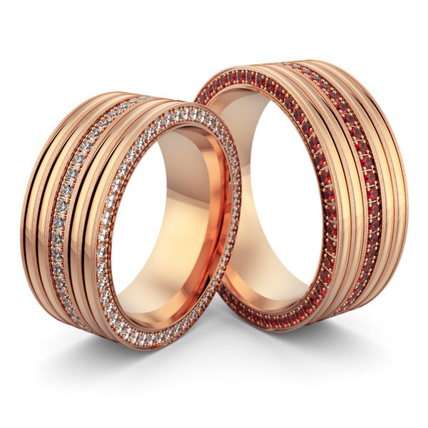 Alianças Anatômicas Elegance com Laterais Cravejadas - Ouro 18k com 168 Pedras Preciosas Cravejadas
