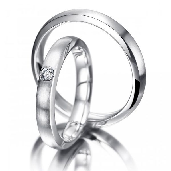 ALIANÇA DE CASAMENTO OURO 18K COM DIAMANTE