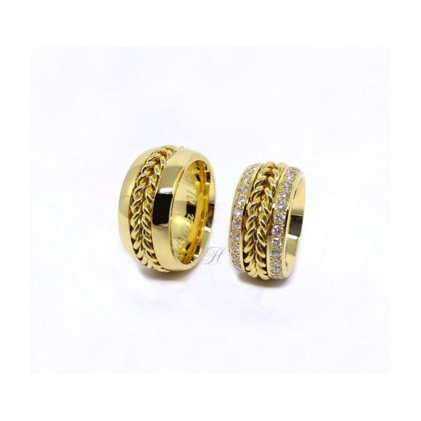 Aliança de Casamento em Ouro 18k - Corda Únião Infinita - 60 Diamantes Cravejados