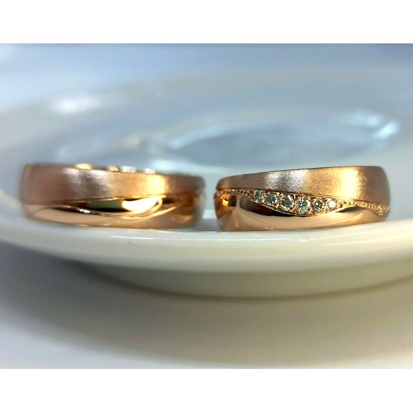 Aliança de Casamento Ondas de Amor em Ouro 18k Com Diamantes Maceio - 6,0 Milímetros