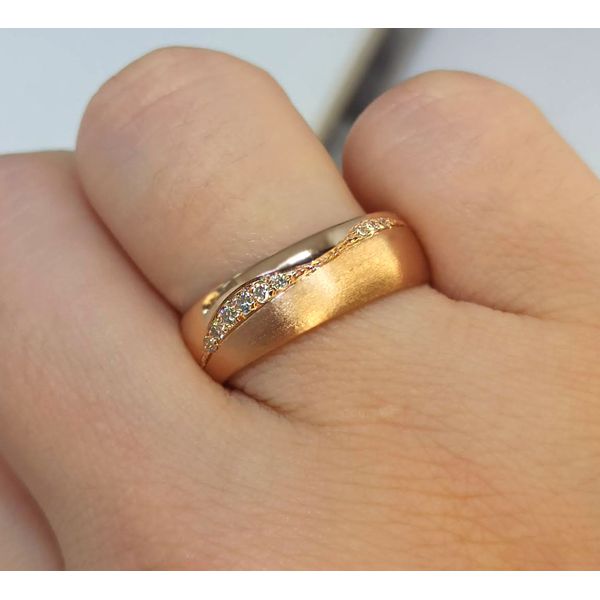 Aliança de Casamento Ondas de Amor em Ouro 18k Com Diamantes Maceio - 6,0 Milímetros