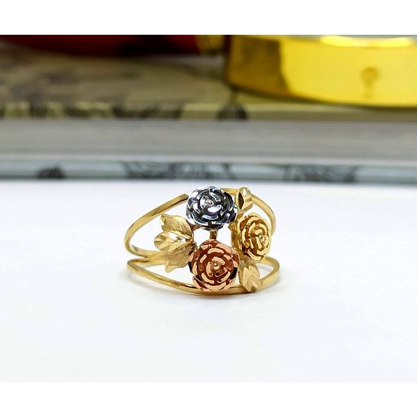 Anel em Ouro 18k Cacho de Flores
