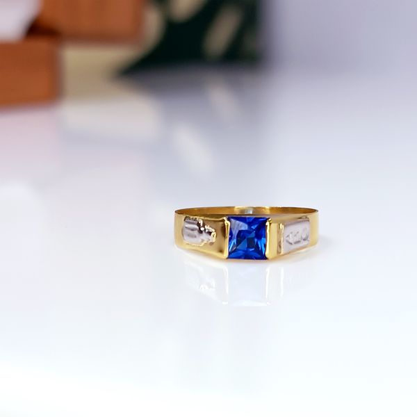 Anel Infantil ABC em Ouro 18k Sinete com Safira Azul