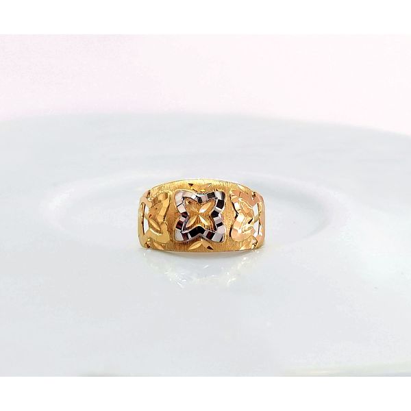 Anel em Ouro 18k Tricolor Abaulada Flor