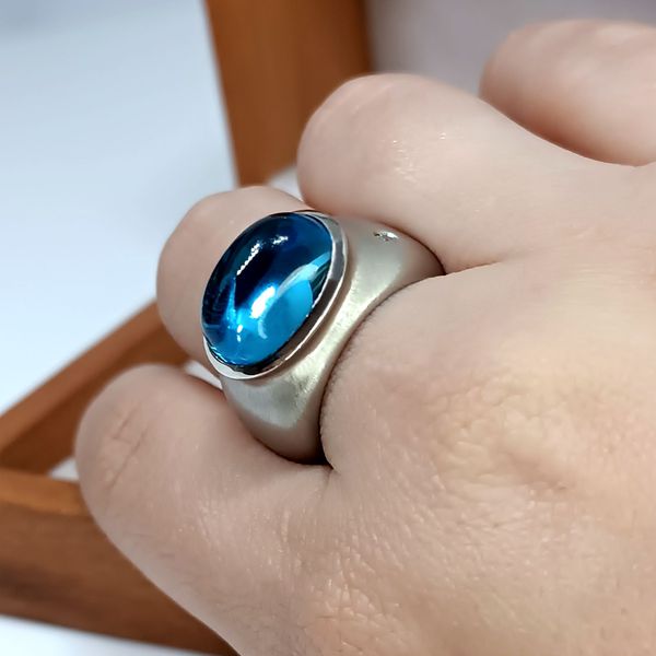 Anel em Ouro Branco 18k Topázio