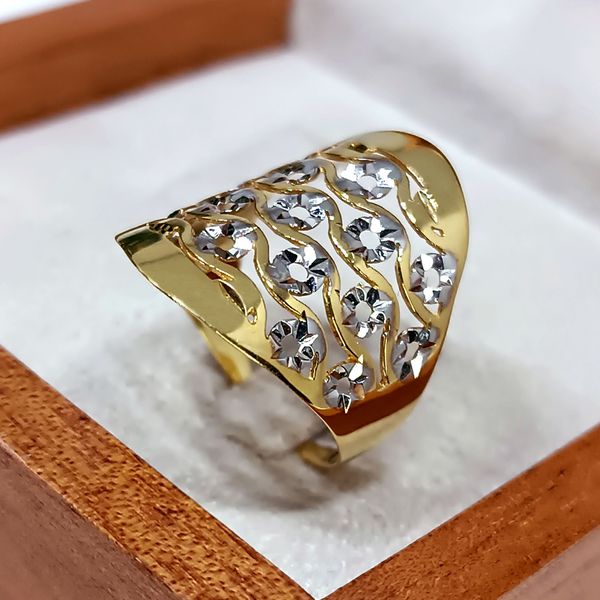 Anel em Ouro 18k Amarelo e Branco Diamantado