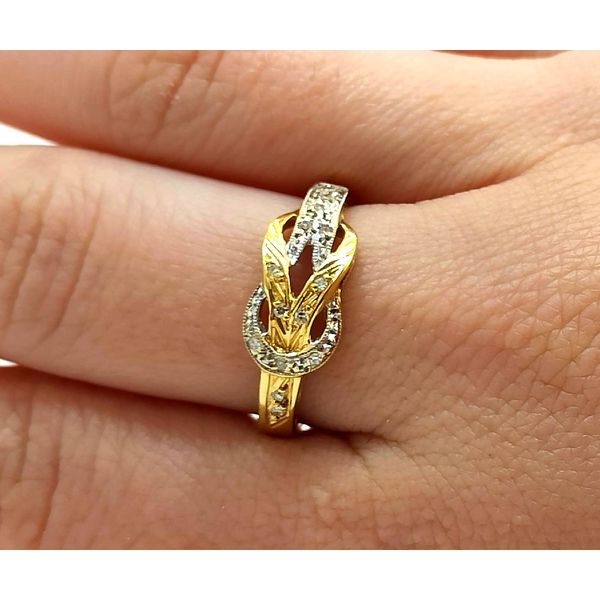 Anel em Ouro 18k Amarelo e Branco com Diamantes