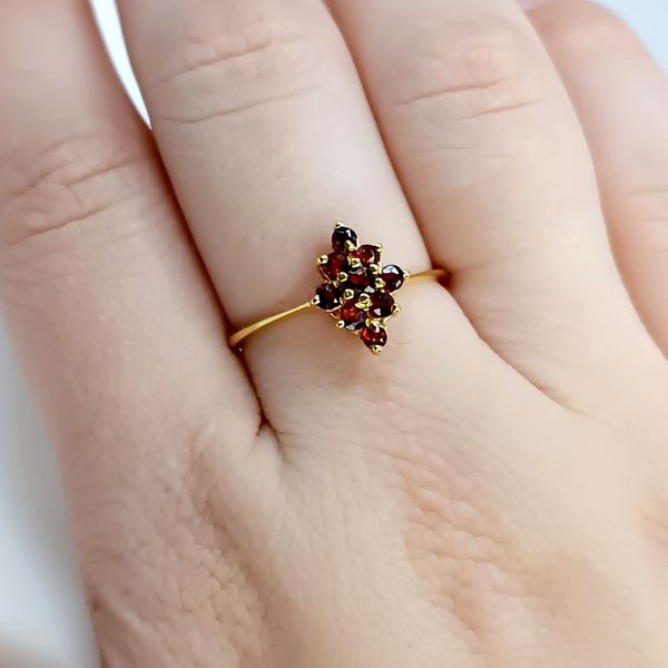 Anel em Ouro 18k Granada 