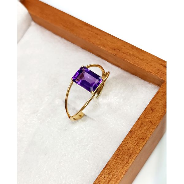 Anel em Ouro 18k Personalizado com a Pedra de Ametista 