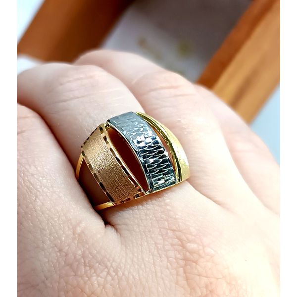 Anel em Ouro 18k Tricolor Diamantado