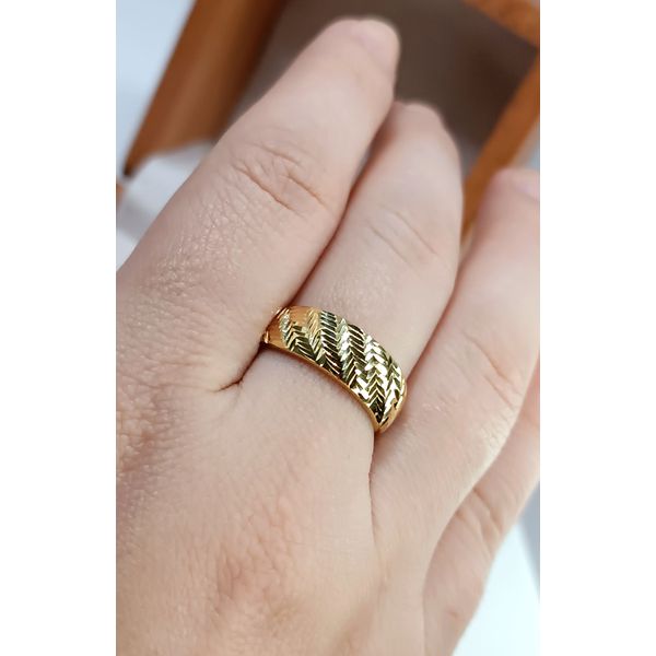 Anel em Ouro 18k Sinete Diamantado