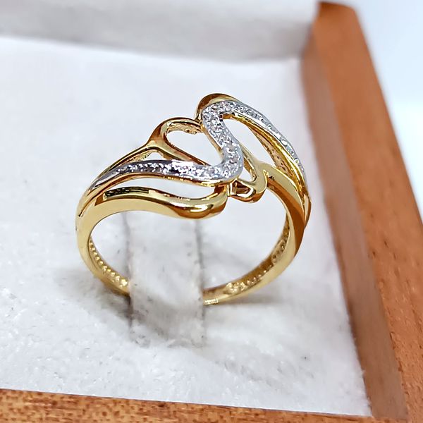 Anel em Ouro 18k Amarelo e Branco com Diamantes