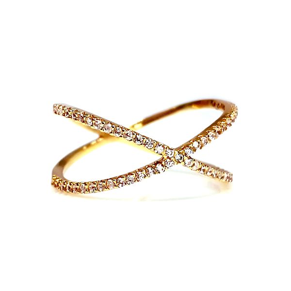 Anel modelo X cravejado em Ouro 18k