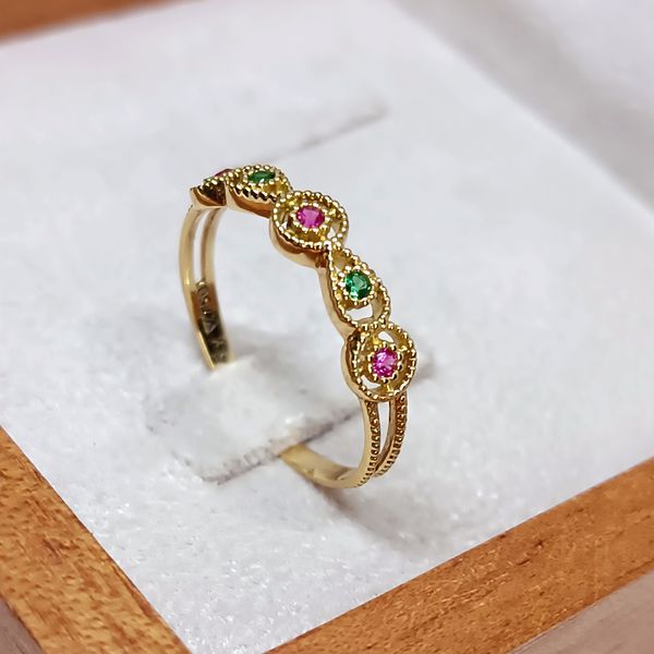 Anel em Ouro 18k Pedras Coloridas