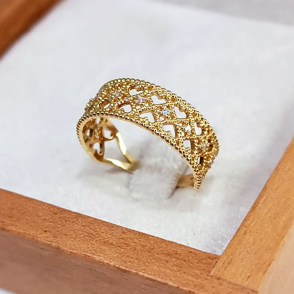 Anel em Ouro 18k Corações Trabalhados