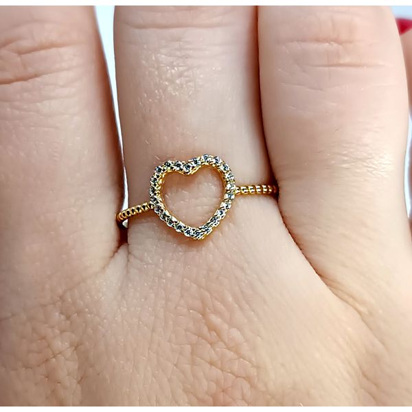 Anel em Ouro 18k Coração Cravejado