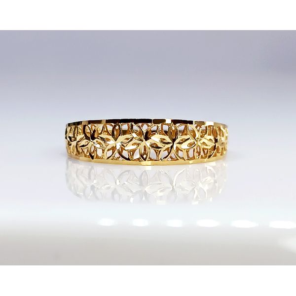Anel em Ouro 18k Bojudo Trabalhado com Flores