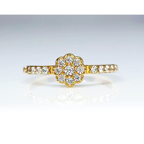 Anel em Ouro 18k Flor Cravejada